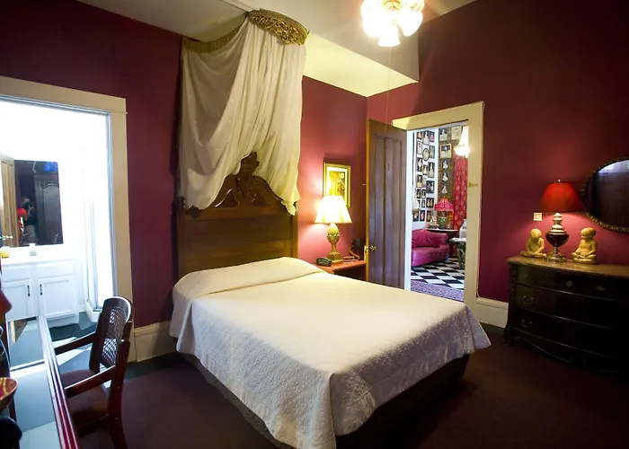 New Orleans Guest House